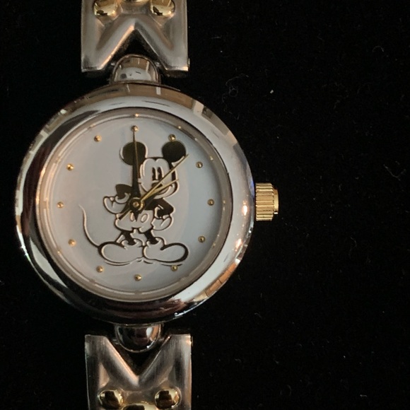 Vintage Disney Time Works Mickey Mouse Watch. - Picture 7 of 8